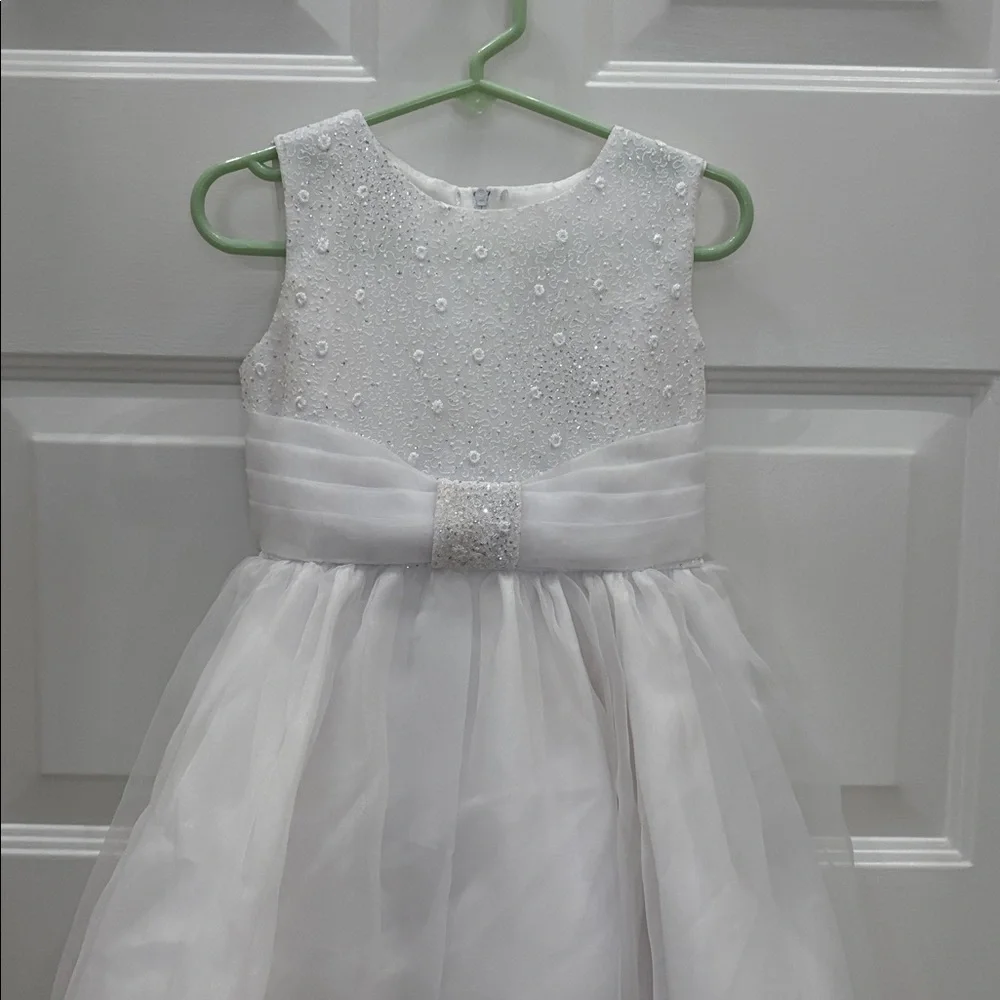 Tip Top White Flower Girl Dress with Subtle Rhinestones & Bolera. Size 2 Toddler - Picture 3 of 12